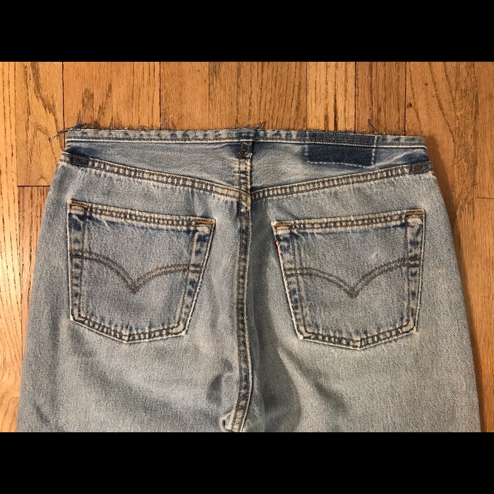 LEVI’S 32X30 Vintage Jeans - Picture 6 of 8